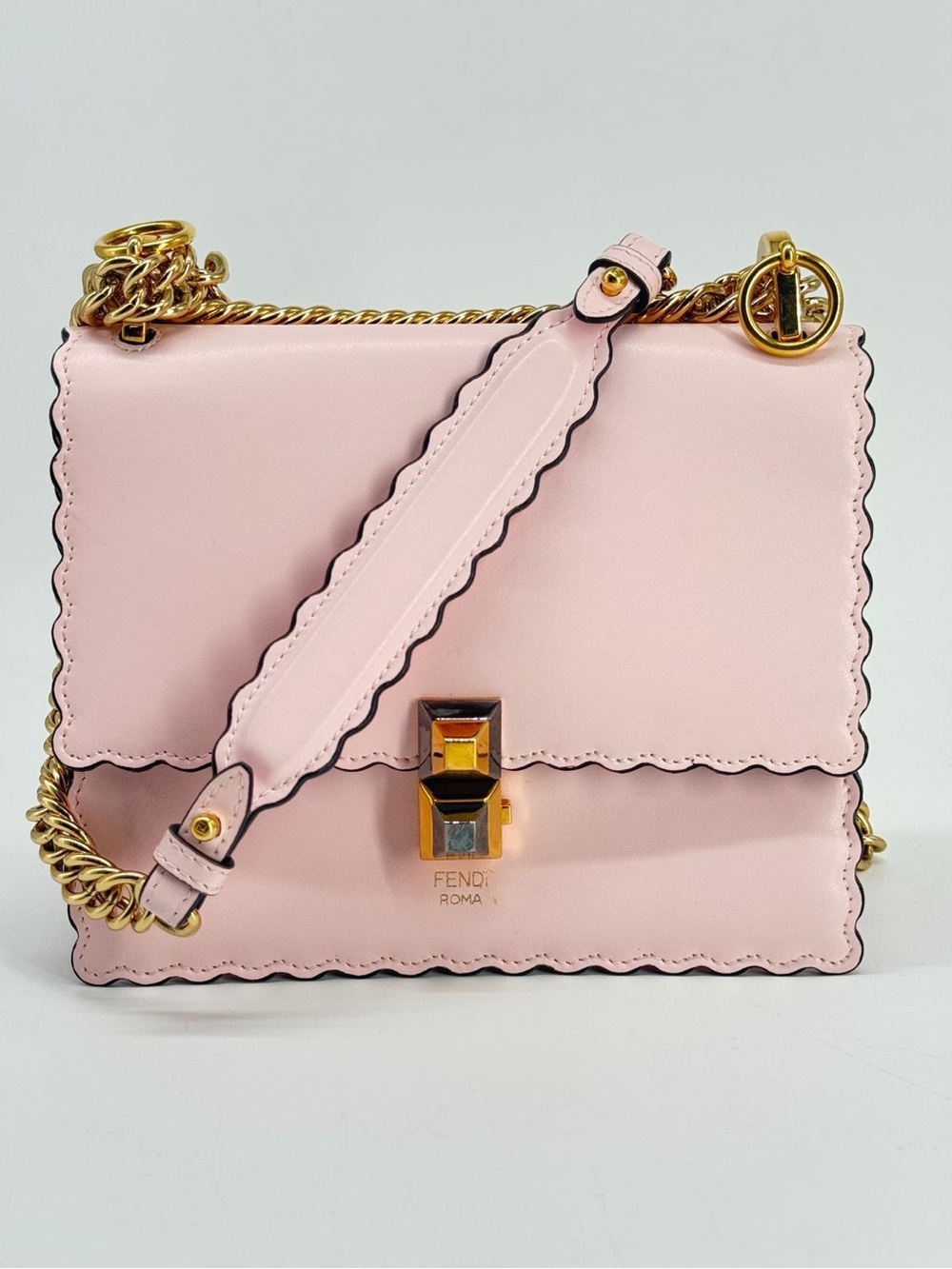 Fendi Kan I Small Pink Leather  Shoulder Bag
